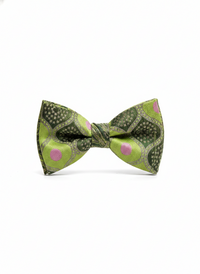 Green & Pink Geometric Jacquard Bow Tie – Bold Patterned Formal Wear view 1